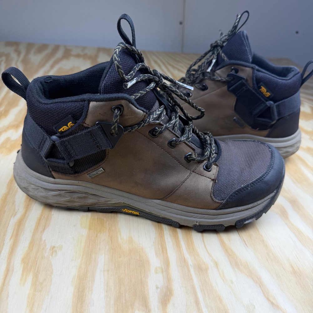 Teva Grandview GTX Mens Hiking Boots Brown Gore-Tex Vibram 1106804 Size 9.5